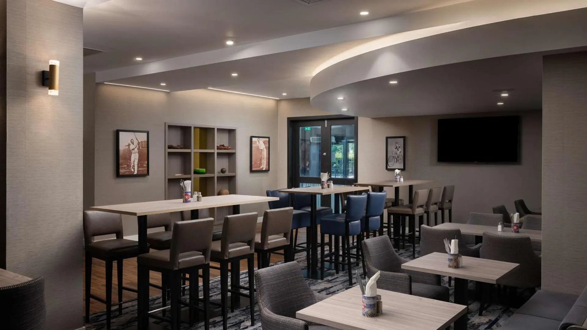 Hilton Garden Inn Columbus Airport Hotel