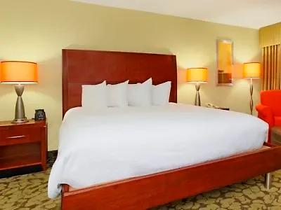 Hilton Garden Inn Columbus Airport 3*,